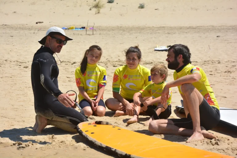 Cours de surf de surf famille plage Côte Sauvage ESCS – ESCS La Palmyre Côte Sauvage